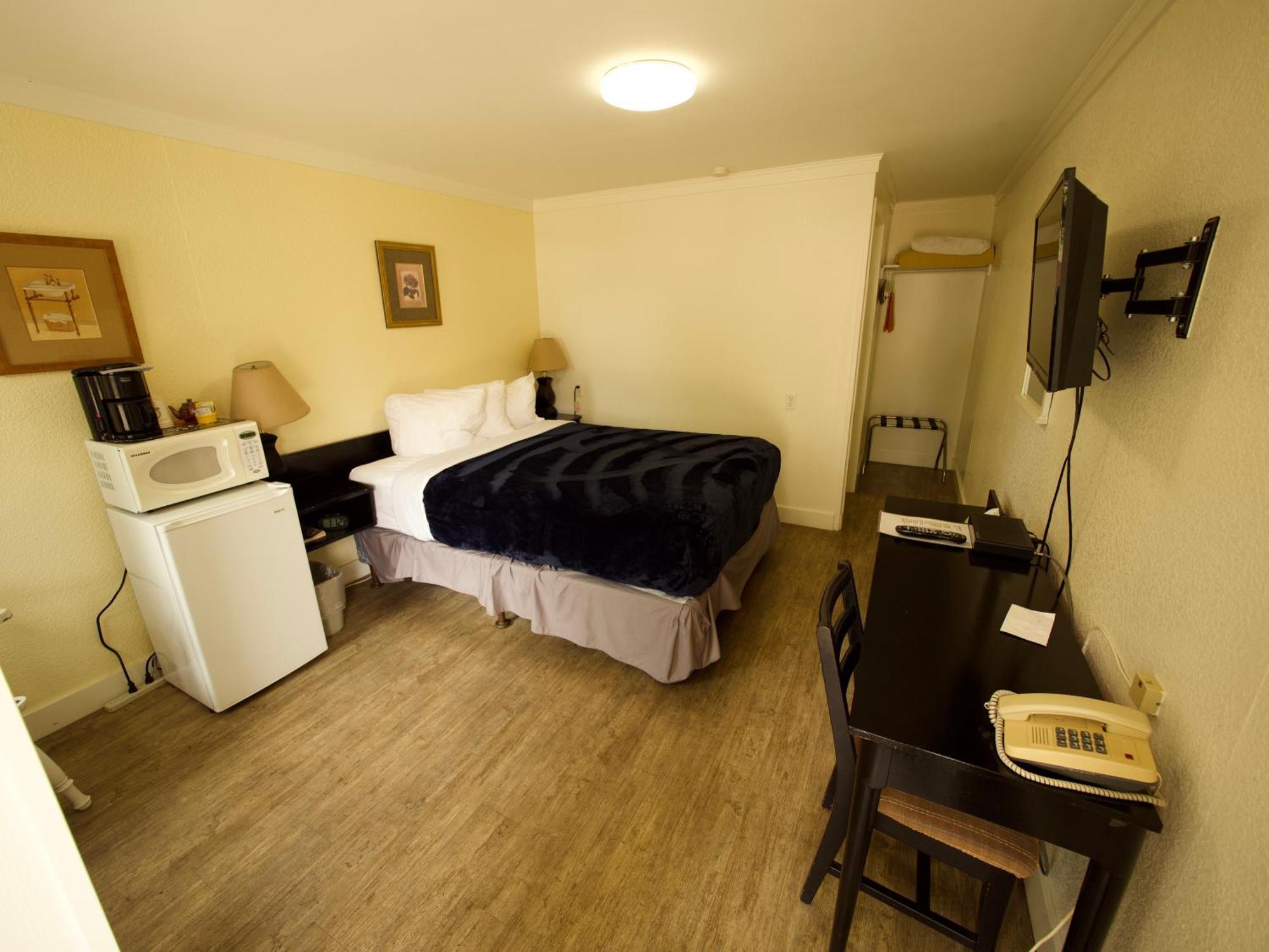 Creston Valley Motel Dış mekan fotoğraf