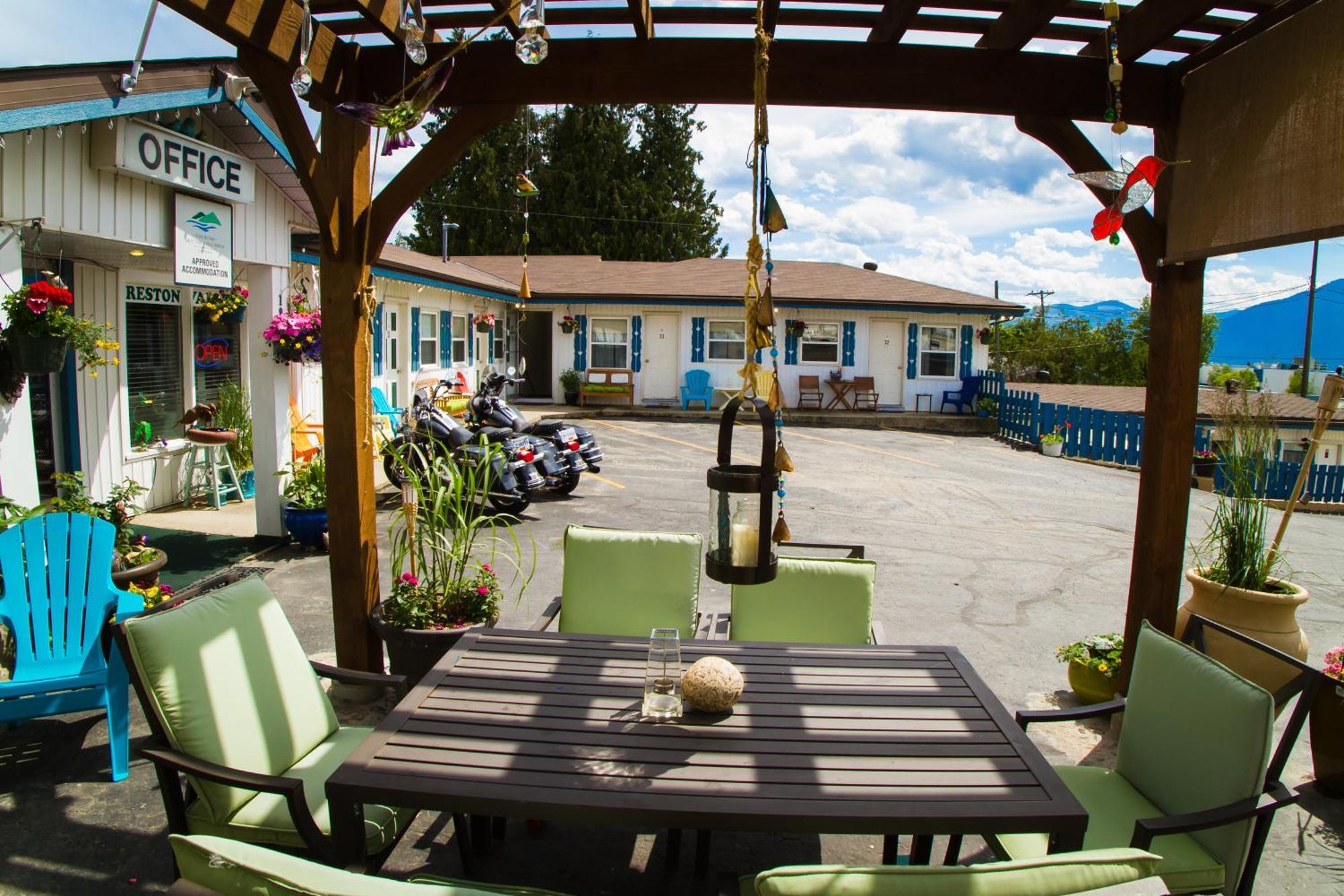Creston Valley Motel Dış mekan fotoğraf