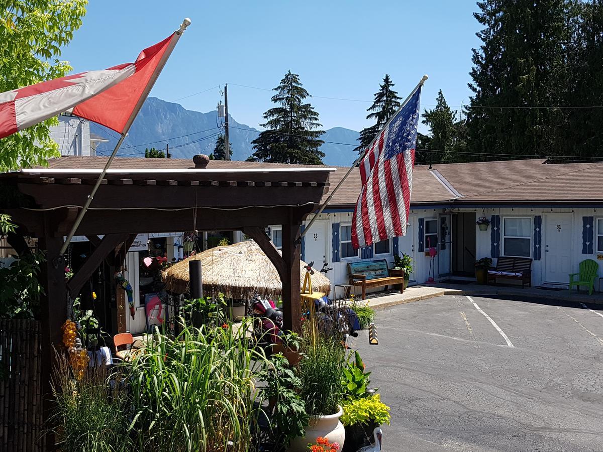 Creston Valley Motel Dış mekan fotoğraf