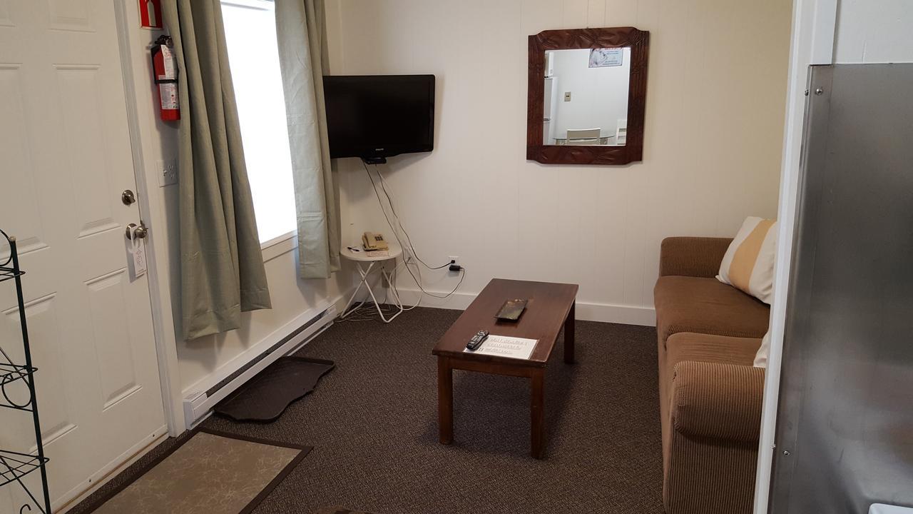 Creston Valley Motel Dış mekan fotoğraf